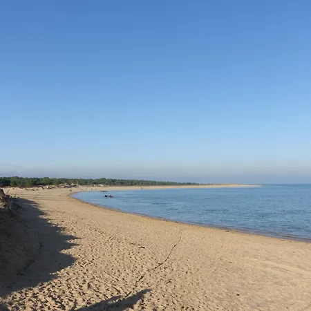 Дом отдыха Les Dunes By Interhome Сен-Дени-д'Олерон